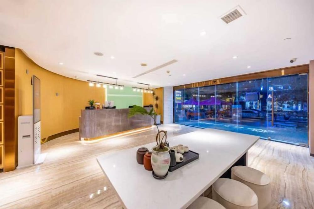 Magnotel Classic Xining High-Speed Railway Station Dashizi Mojia Street Hotel — foto 2
