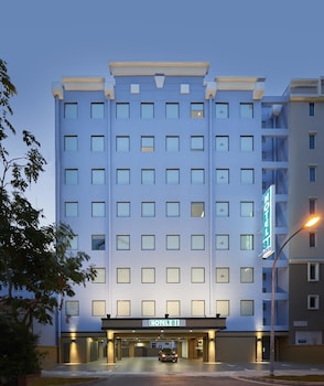 Hotel 81 - Gold