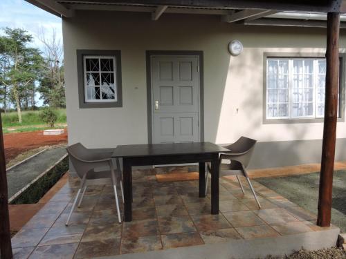Hluhluwe Country Cottages — photo 3